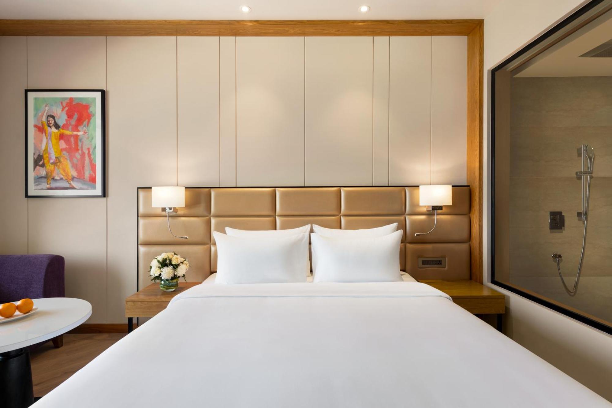 Ramada Encore By Wyndham Amritsar Airport Bagian luar foto